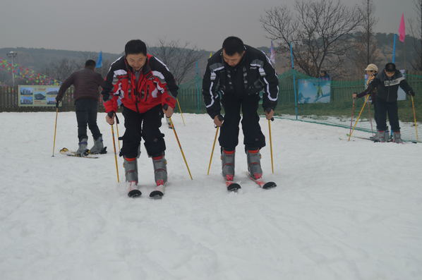 五莲山滑雪场